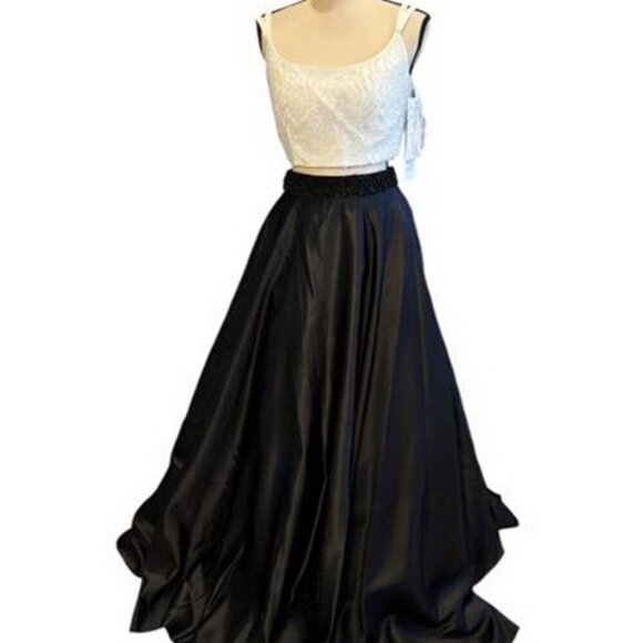 Vivi Ta Black White Beaded 2 Piece Dress Ball Gown - Picture 1 of 5